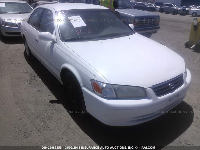 4T1BG22K51U842093 - 2001 TOYOTA CAMRY CE/LE/XLE თეთრი ფოტო 1