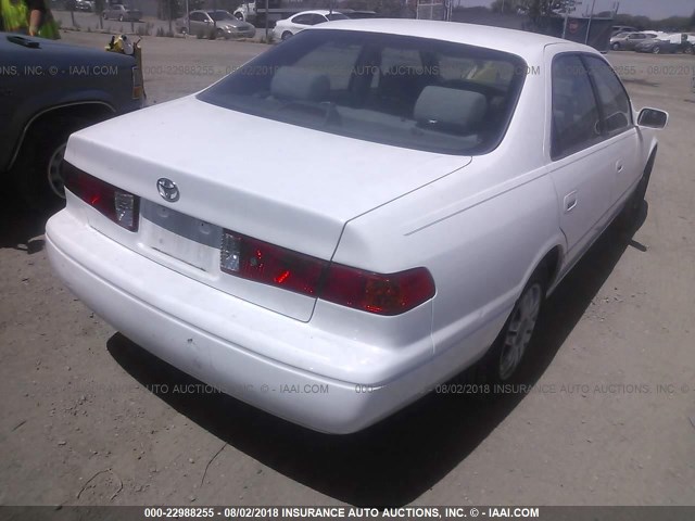 4T1BG22K51U842093 - 2001 TOYOTA CAMRY CE/LE/XLE თეთრი ფოტო 4