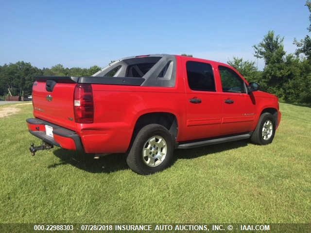 3GNNCEE03AG110953 - 2010 CHEVROLET AVALANCHE LS Unknown photo 4