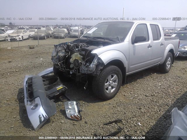 1N6AD0EV0AC449768 - 2010 NISSAN FRONTIER CREW CAB SE/LE/NISMO SILVER photo 2