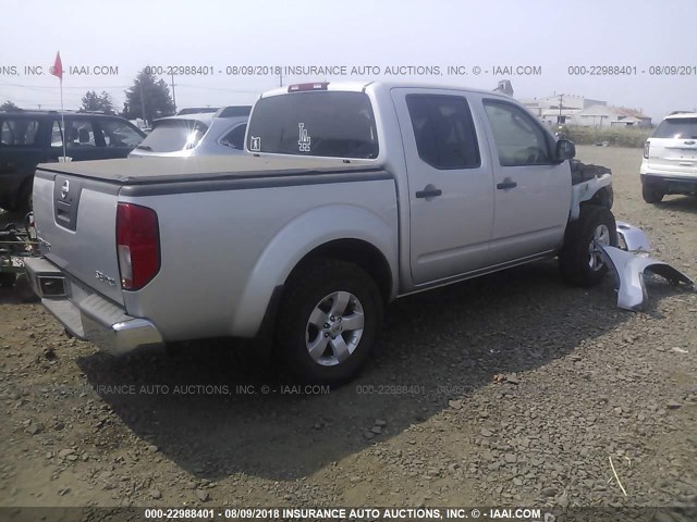 1N6AD0EV0AC449768 - 2010 NISSAN FRONTIER CREW CAB SE/LE/NISMO SILVER photo 4