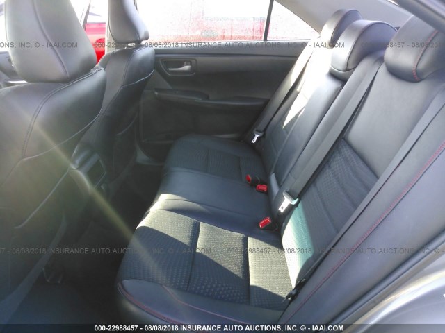 4T1BF1FK0FU986567 - 2015 TOYOTA CAMRY LE/XLE/SE/XSE 灰色 照片 8