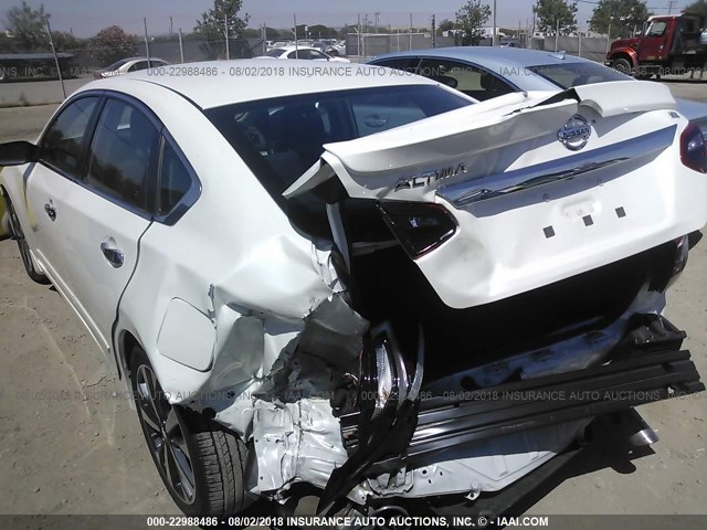 1N4AL3AP8HC164752 - 2017 NISSAN ALTIMA 2.5/S/SV/SL/SR WHITE photo 3