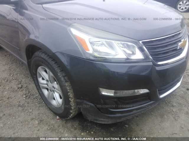 1GNKRFED0EJ135274 - 2014 CHEVROLET TRAVERSE LS GRAY photo 6