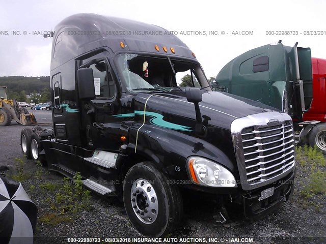 3AKJGLD58FSFN2702 - 2015 FREIGHTLINER CASCADIA 125  BLACK photo 1