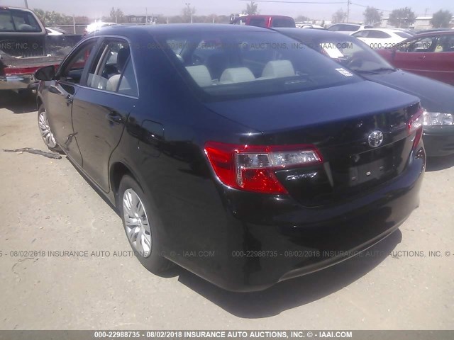 4T4BF1FK6ER397740 - 2014 TOYOTA CAMRY L/SE/LE/XLE მუქი ლურჯი ფოტო 3