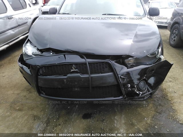 JA4AT2AW4AZ002089 - 2010 MITSUBISHI OUTLANDER ES შავი ფოტო 6