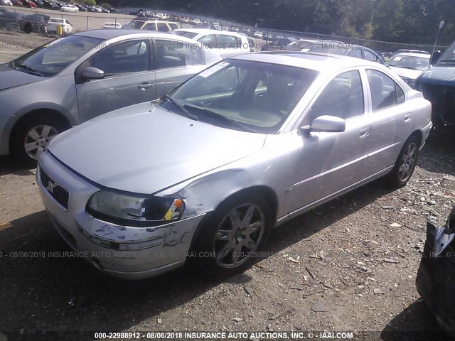 YV1RS592452440571 - 2005 VOLVO S60 2.5T SILVER photo 2