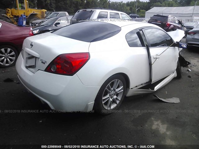 1N4BL24E38C187848 - 2008 NISSAN ALTIMA 3.5SE WHITE photo 4