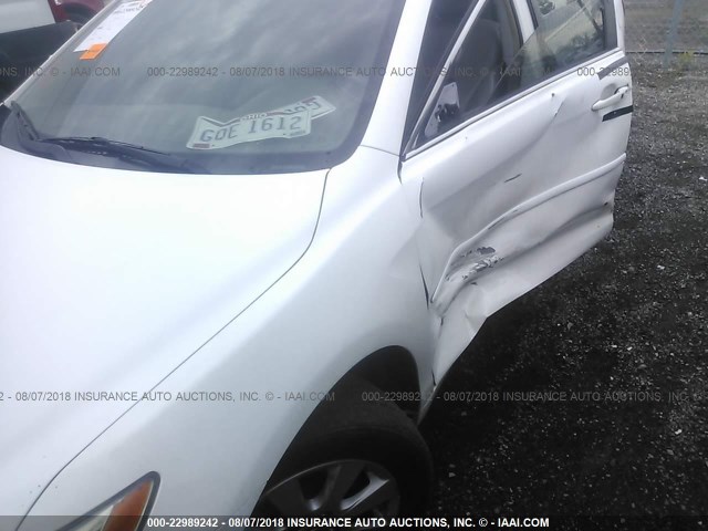 4T1BK46K67U550840 - 2007 TOYOTA CAMRY NEW GENERAT LE/XLE/SE WHITE photo 6