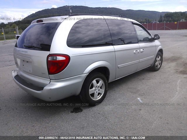 2D4GP44L26R869772 - 2006 DODGE GRAND CARAVAN SXT SILVER photo 4