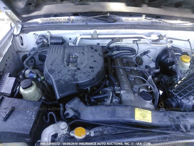 1N6DD26S21C359275 - 2001 NISSAN FRONTIER KING CAB XE SILVER photo 10