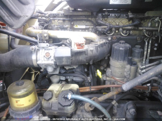 1FUJGLDR9ALAN6007 - 2010 FREIGHTLINER CASCADIA 125  WHITE photo 9