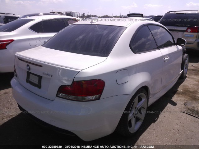 WBAUC9C51BVM10314 - 2011 BMW 135 I WHITE photo 4