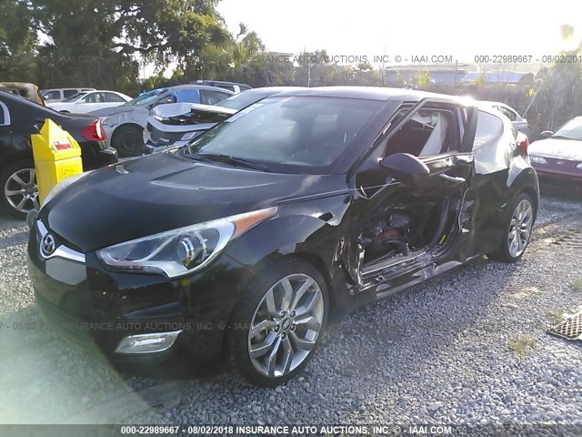 KMHTC6AD8FU221724 - 2015 HYUNDAI VELOSTER BLACK photo 2