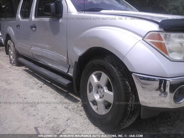 1N6AD07W47C448847 - 2007 NISSAN FRONTIER CREW CAB LE/SE/OFF ROAD SILVER photo 6