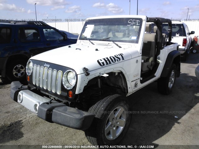 1J4AA5D16AL169192 - 2010 JEEP WRANGLER SAHARA WHITE photo 2