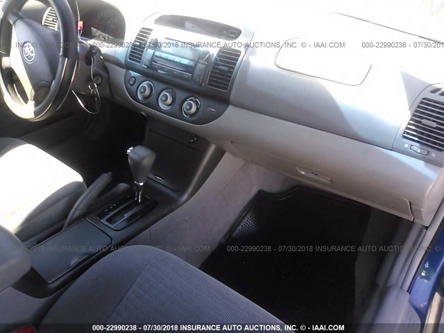 4T1BF32KX5U109889 - 2005 TOYOTA CAMRY LE/XLE/SE 蓝色 照片 5