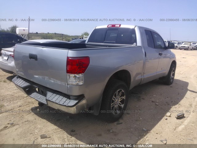 5TFRY5F10CX120986 - 2012 TOYOTA TUNDRA DOUBLE CAB SR5 SILVER photo 4