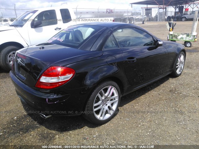 WDBWK54F67F154248 - 2007 MERCEDES-BENZ SLK 280 BLACK photo 4