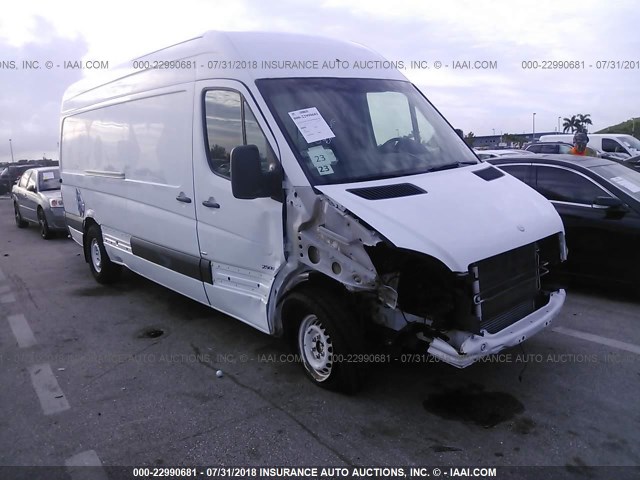 WD3PE8CB0C5716779 - 2012 MERCEDES-BENZ SPRINTER 2500 WHITE photo 1