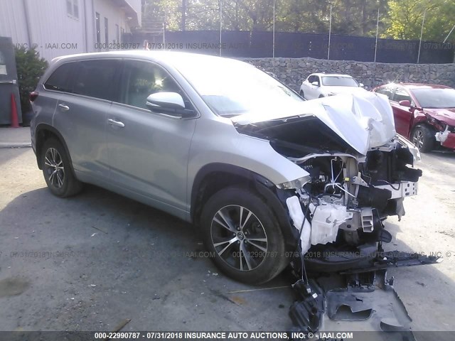 5TDBZRFH1HS472605 - 2017 TOYOTA HIGHLANDER LE/LE PLUS SILVER photo 1