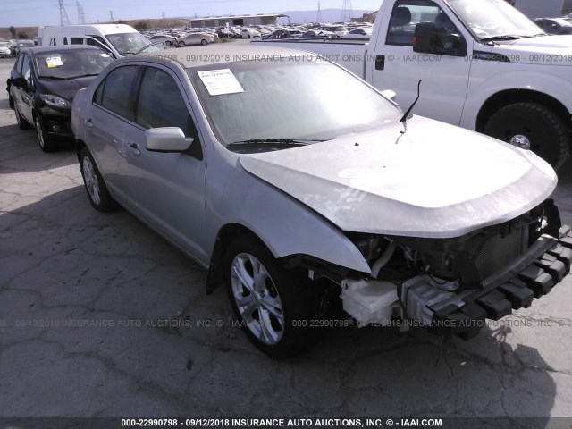 3FAHP0HA8CR233503 - 2012 FORD FUSION SE SILVER photo 1