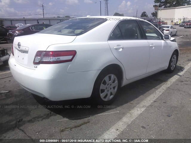 4T1BF3EK8AU506880 - 2010 TOYOTA CAMRY SE/LE/XLE თეთრი ფოტო 4