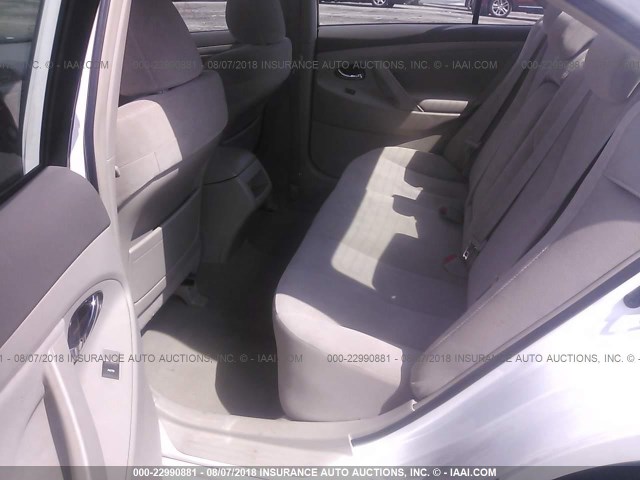 4T1BF3EK8AU506880 - 2010 TOYOTA CAMRY SE/LE/XLE თეთრი ფოტო 8
