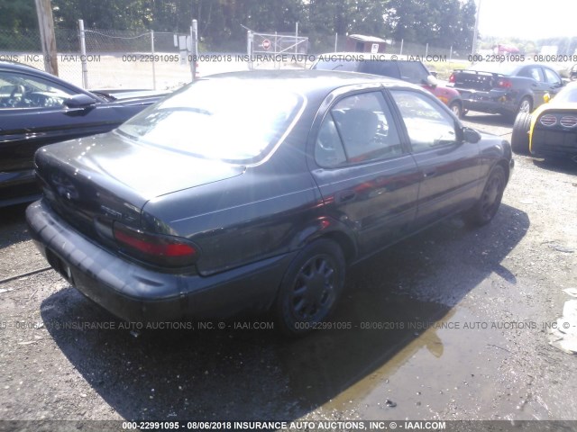 1Y1SK5281SZ007360 - 1995 GEO PRIZM LSI BLACK photo 4