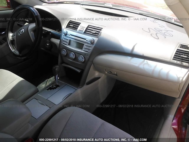 4T1BF3EK6BU687091 - 2011 TOYOTA CAMRY SE/LE/XLE RED photo 5