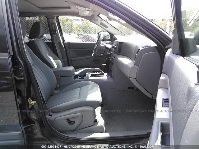 1J4GS48K25C533277 - 2005 JEEP GRAND CHEROKEE LAREDO/COLUMBIA/FREEDOM 黑色 照片 5