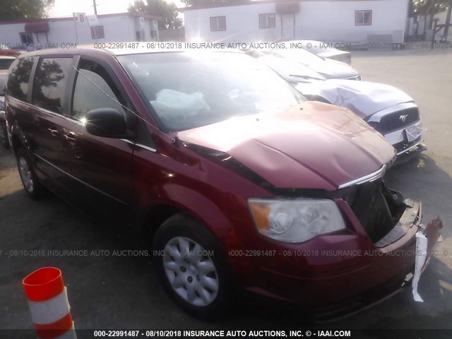 2A8HR44E79R656181 - 2009 CHRYSLER TOWN & COUNTRY LX RED photo 1