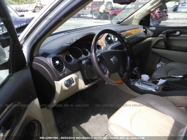 5GAKRCED2BJ334556 - 2011 BUICK ENCLAVE CXL 奶油色 照片 5