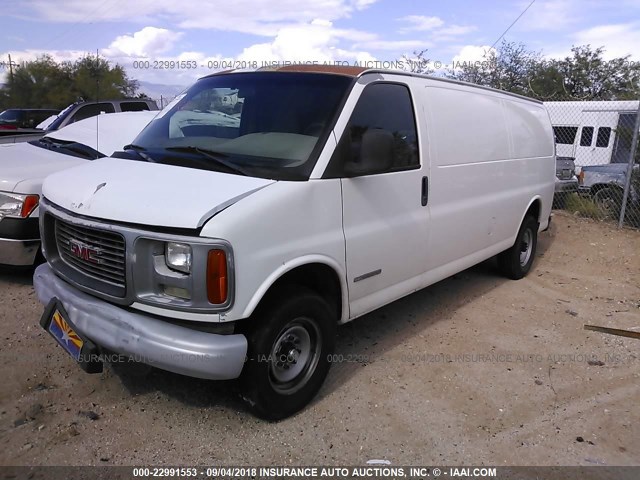 1GTHG39R121175341 - 2002 GMC SAVANA G3500 WHITE photo 2