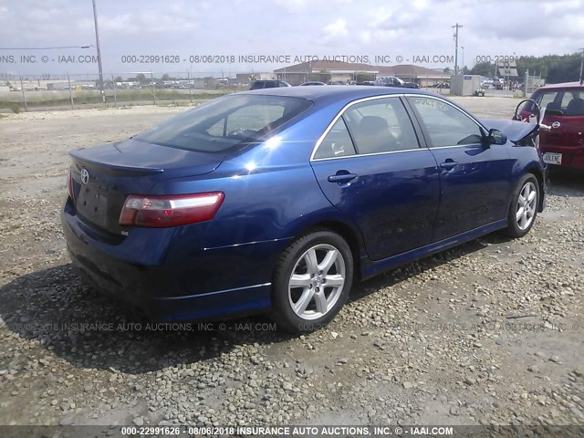 4T1BE46K38U216855 - 2008 TOYOTA CAMRY CE/LE/XLE/SE BLUE photo 4