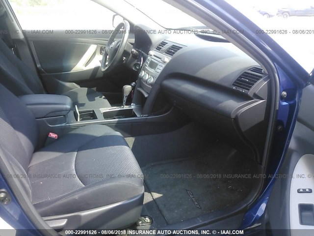 4T1BE46K38U216855 - 2008 TOYOTA CAMRY CE/LE/XLE/SE BLUE photo 5