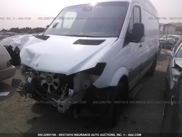 WD3PE7DC6F5947742 - 2015 MERCEDES-BENZ SPRINTER 2500 WHITE photo 2