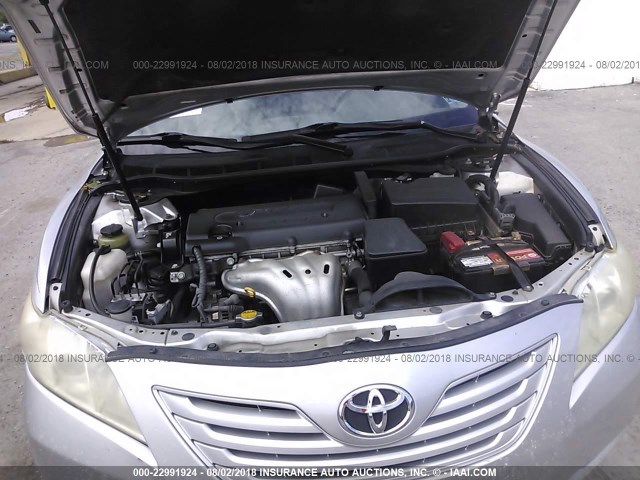 4T1BE46K28U247563 - 2008 TOYOTA CAMRY CE/LE/XLE/SE SILVER photo 10