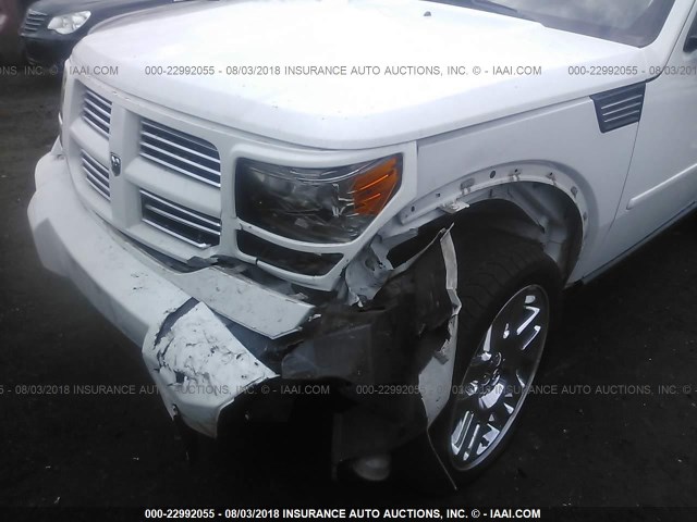 1D4PT4GX5BW586908 - 2011 DODGE NITRO HEAT WHITE photo 6