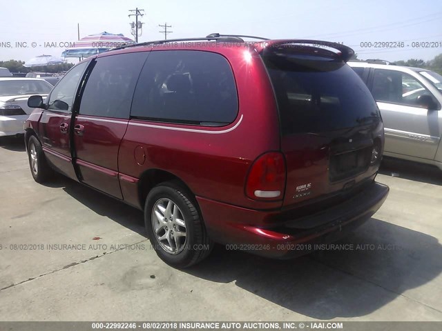 1B4GP44G0YB754313 - 2000 DODGE GRAND CARAVAN SE/SPORT RED photo 3