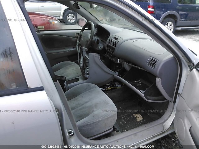 2T1BR12E5YC271196 - 2000 TOYOTA COROLLA VE/CE/LE 银色 照片 5