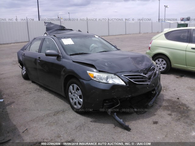 4T1BF3EK5BU593123 - 2011 TOYOTA CAMRY SE/LE/XLE 灰色 照片 1