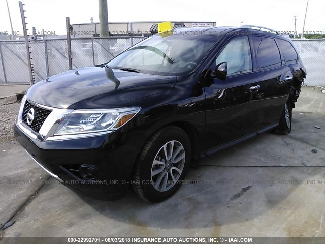 5N1AR2MN1GC629881 - 2016 NISSAN PATHFINDER S/SV/SL/PLATINUM BLACK photo 2