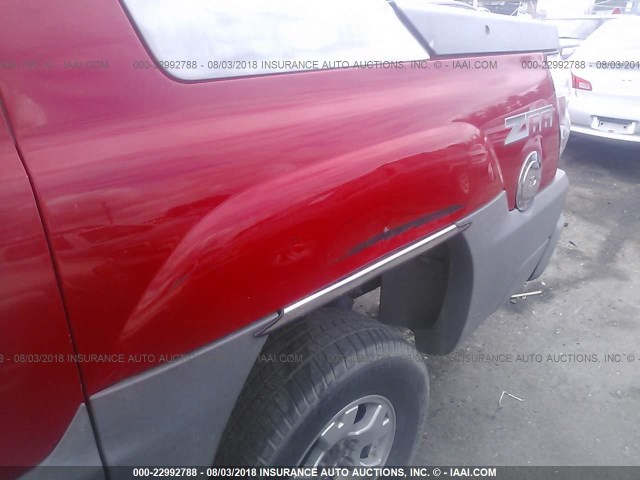 3GNEC13T22G263265 - 2002 CHEVROLET AVALANCHE C1500 RED photo 6