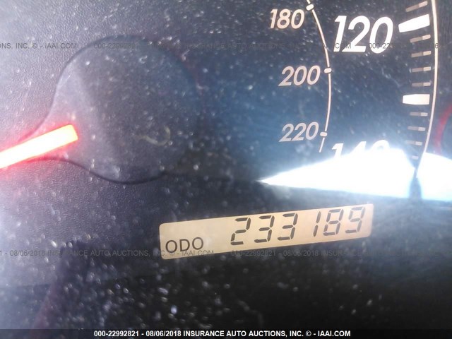 4T1BE32K75U950264 - 2005 TOYOTA CAMRY LE/XLE/SE Gümüş foto 7