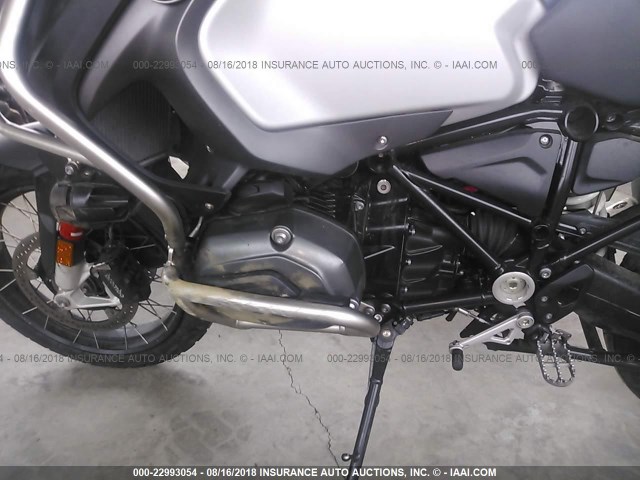 WB10A1206GZ664676 - 2016 BMW R1200 GS ADVENTURE ლურჯი ფოტო 9