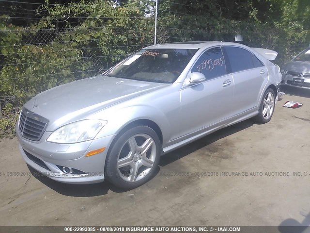 WDDNG86XX8A178420 - 2008 MERCEDES-BENZ S 550 4MATIC SILVER photo 2