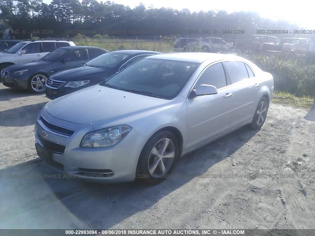 1G1ZC5EUXCF295366 - 2012 CHEVROLET MALIBU 1LT ვერცხლისფერი ფოტო 2