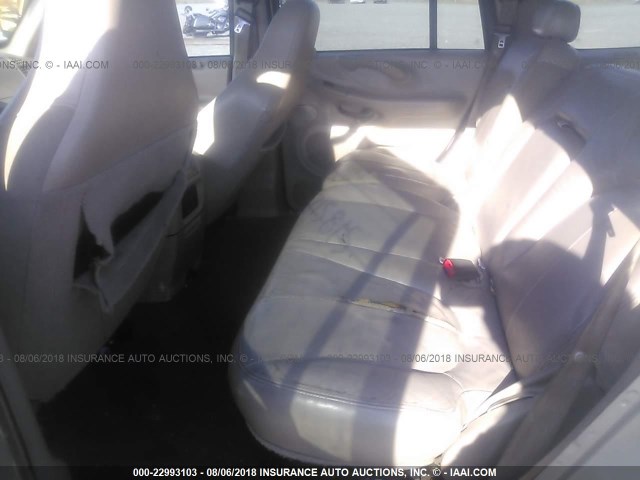 1FMEU15L0YLC05133 - 2000 FORD EXPEDITION XLT GOLD photo 8